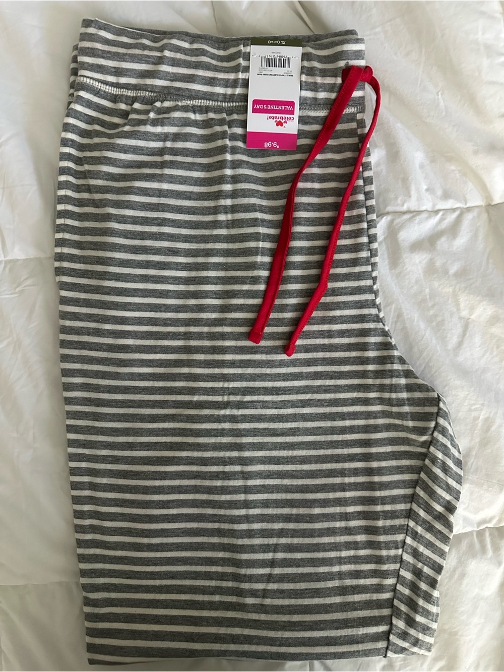 NWT….Men’s Pajama Pants XL…Grey and White Striped w/ Red Drawstring…Pockets